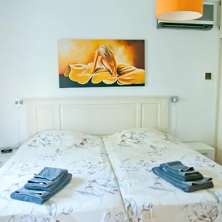 Alporchinhos Sleeps 4 With Pool *